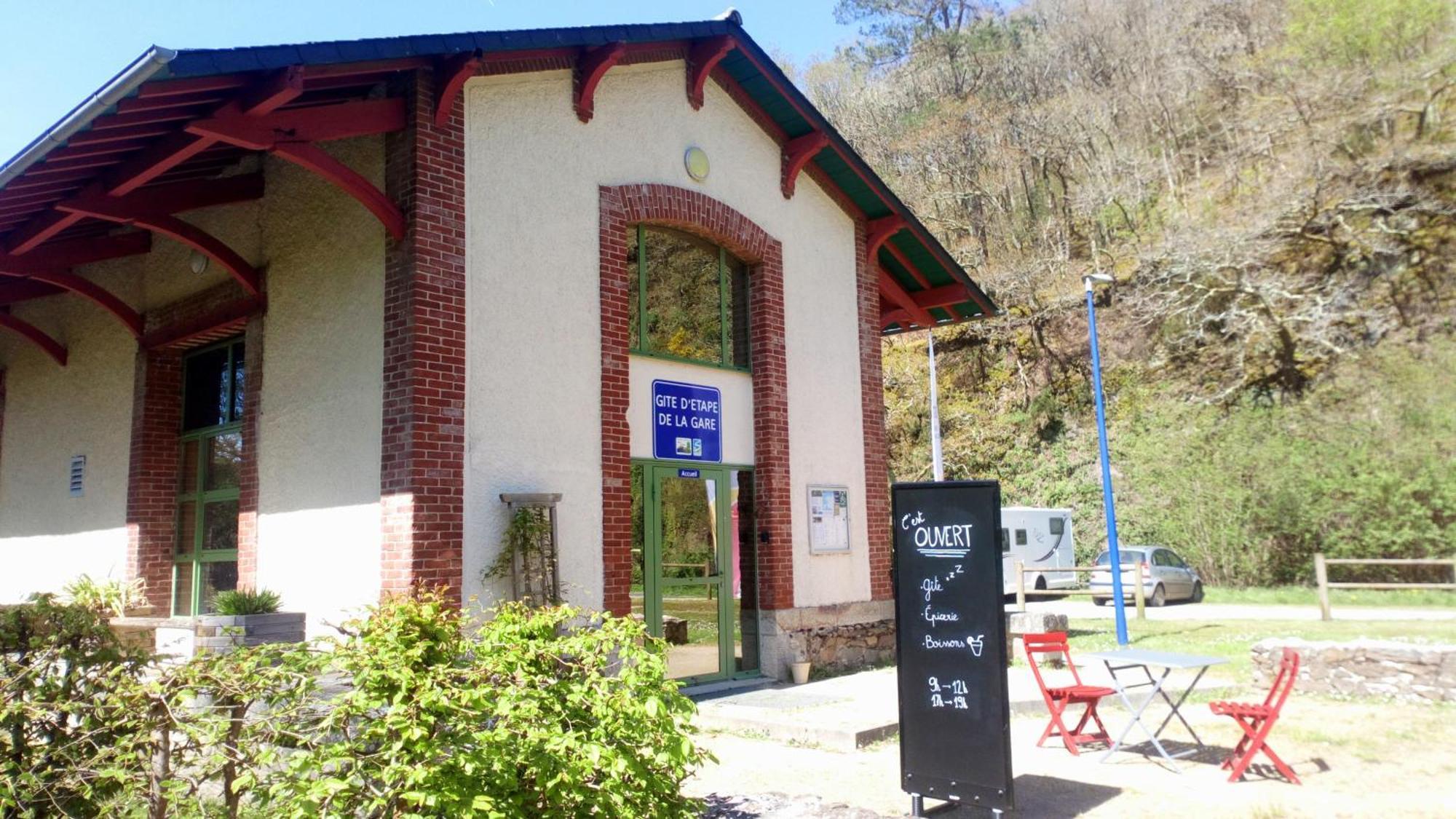 Ostal Scrignac - Gite D'Etape De La Gare Exteriér fotografie